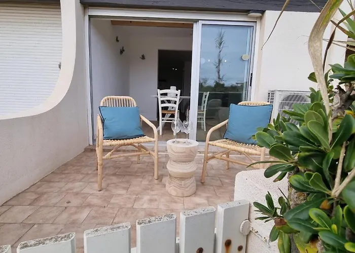 Rdc Au Bord Des Falaises 아파트 아그